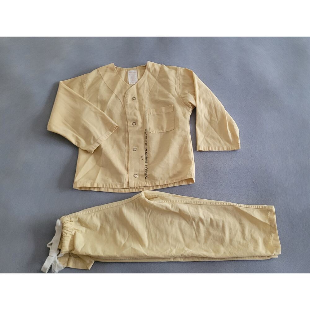 Waukesha Memorial Hospital (WI) VINTAGE/1976 Patient Pajamas--Sz 4/Small CHILD